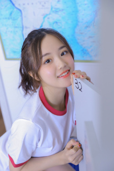 迷人保姆